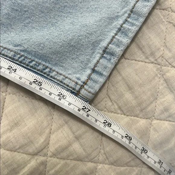 Zara jeans, size 6, light wash, straight leg - Picture 4 of 5